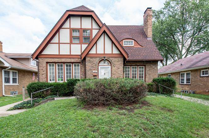 1331 Ash Street - Photo 1