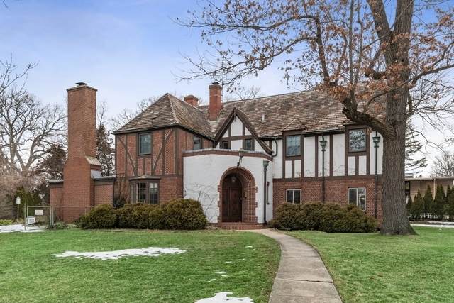 3268 Summit Avenue - Photo 1