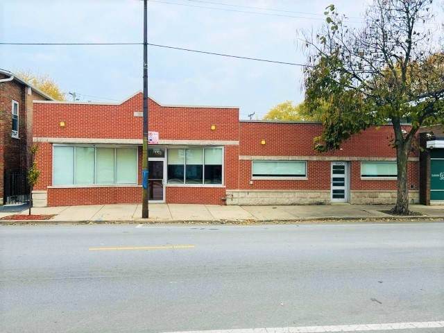 10448 Kedzie Avenue - Photo 1
