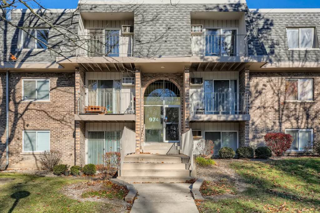 974 Crabapple Drive - Photo 1