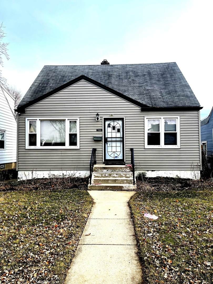 7721 Trumbull Avenue - Photo 1