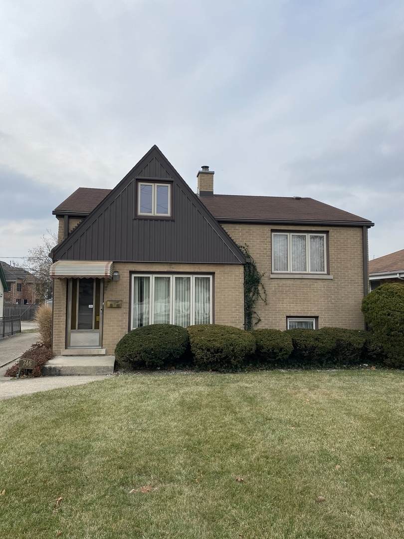 746 York Street - Photo 1