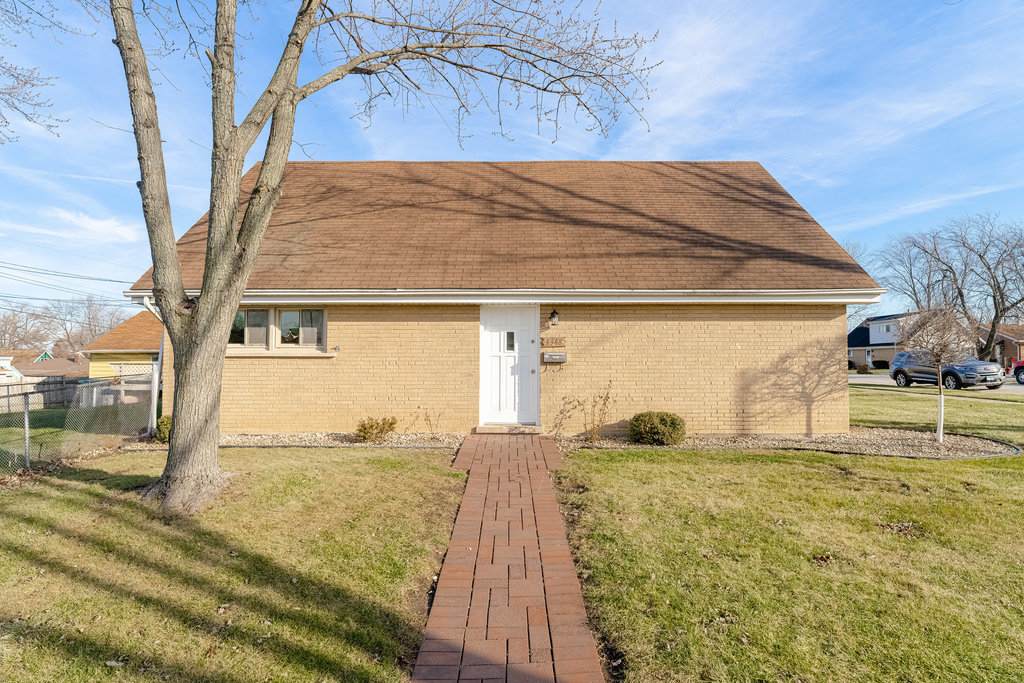 4448 124th Street - Photo 1