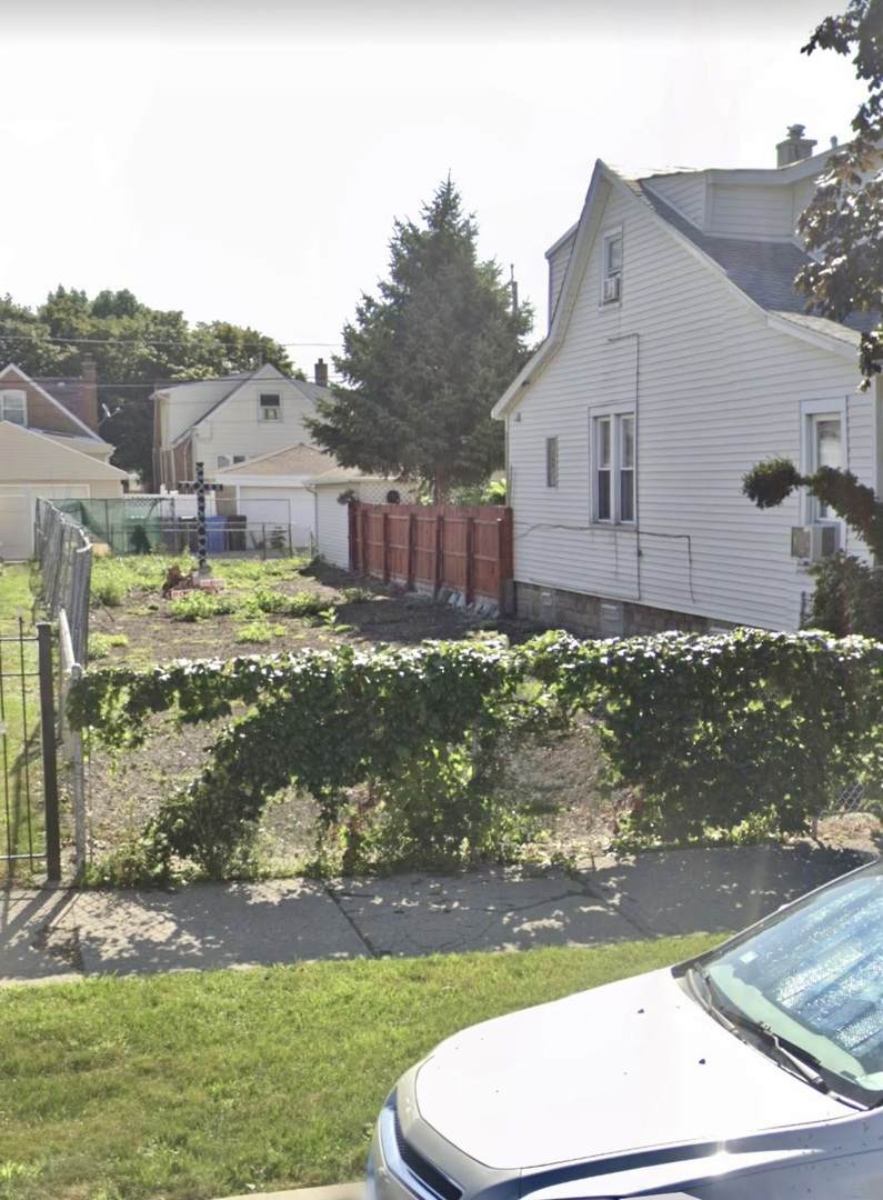 5615 Kostner Avenue - Photo 1