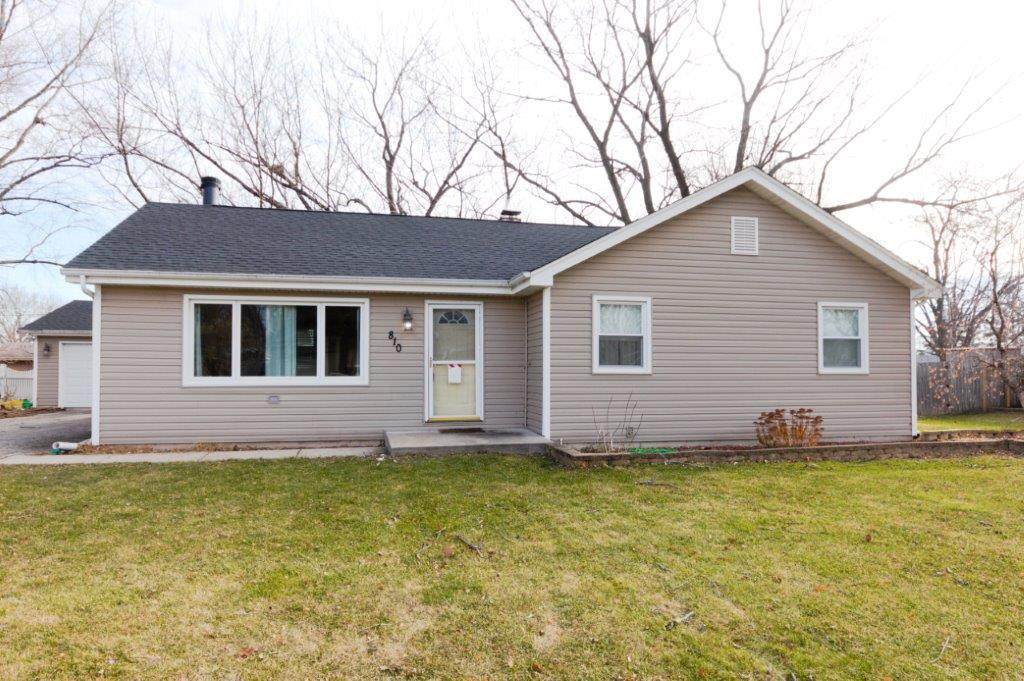 810 Bailey Drive - Photo 1