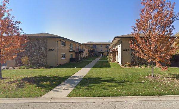 6122 Kensington Avenue - Photo 1