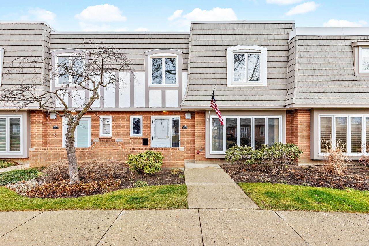 1455 Beaupre Court - Photo 1