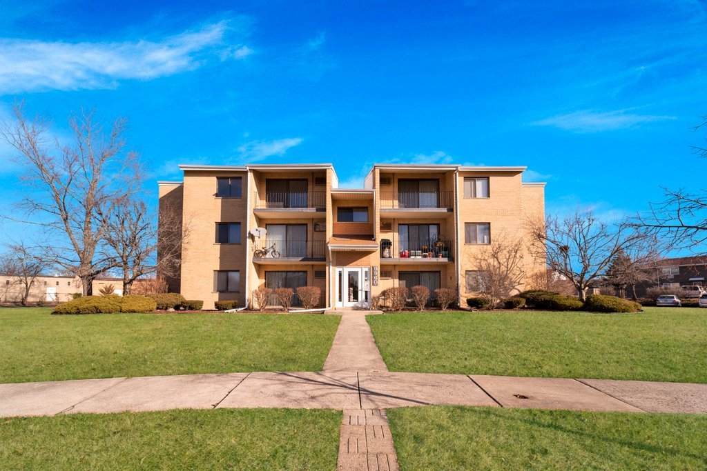 9960 Franchesca Court - Photo 1