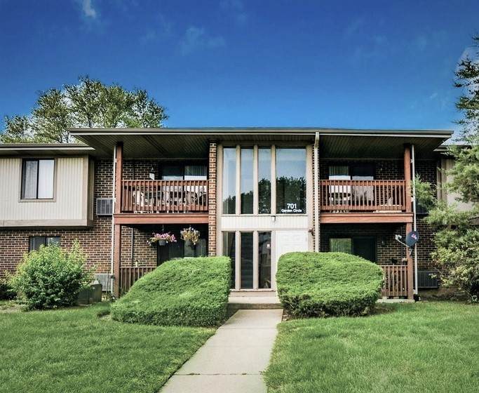 701 Garden Circle - Photo 1