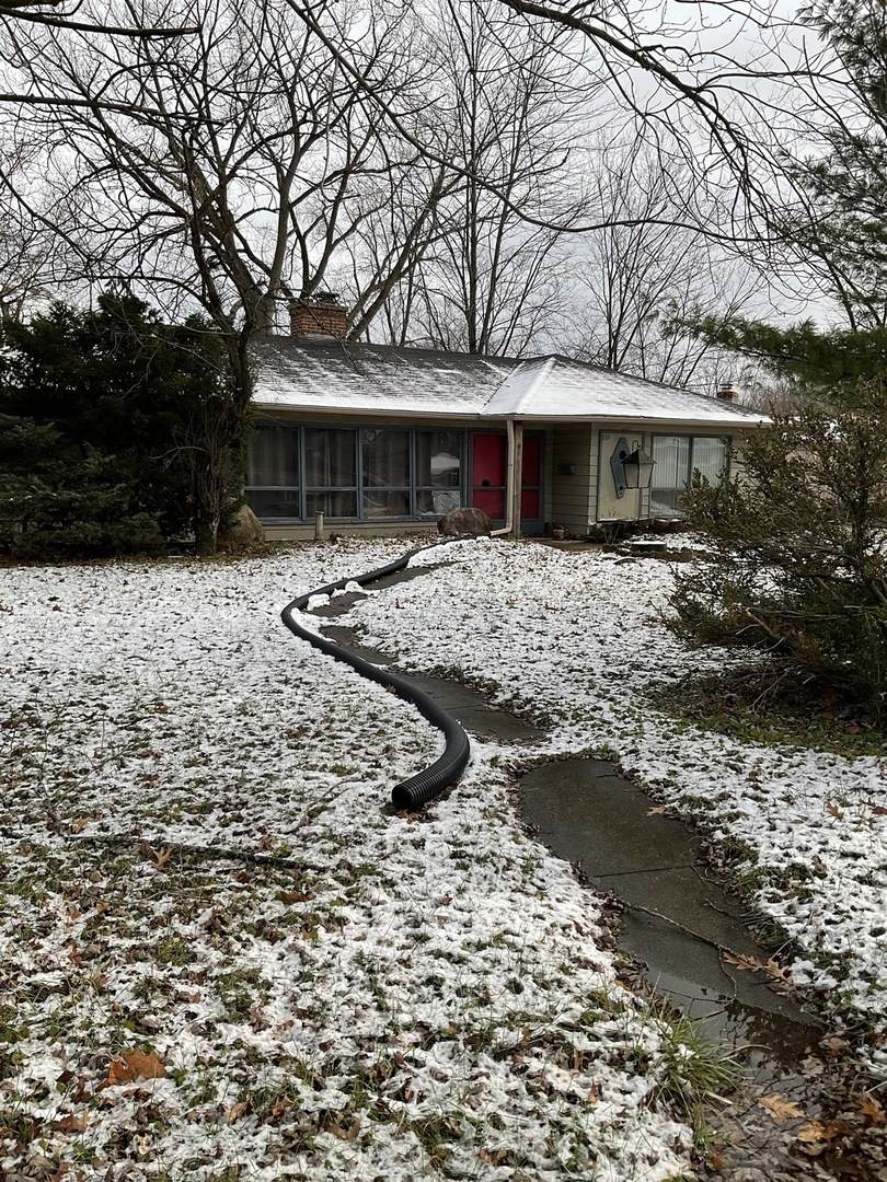 230 Mantua Street - Photo 1
