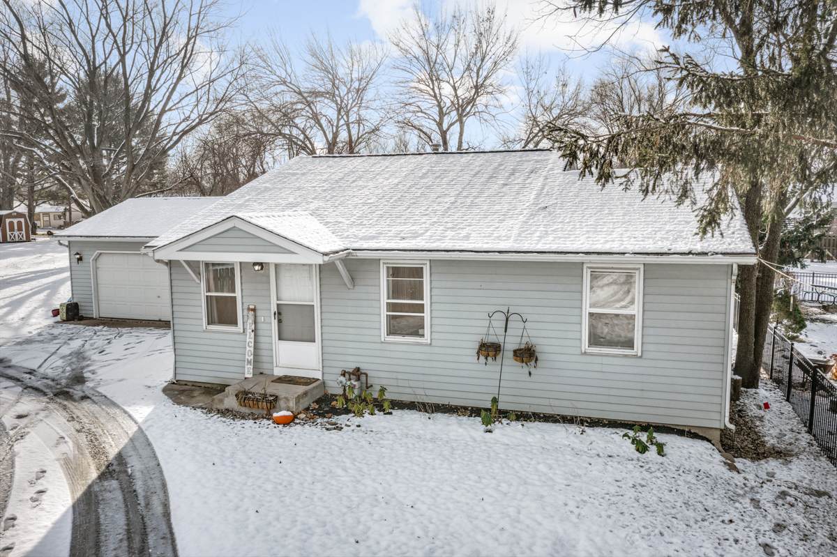 183 Terwilliger Avenue - Photo 1