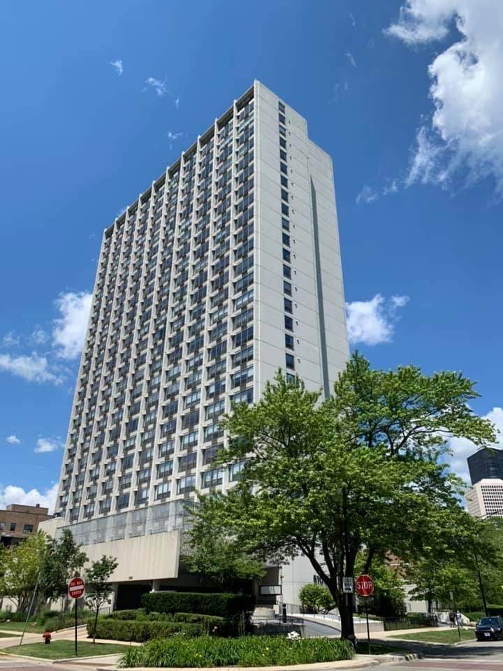 5100 Marine Drive - Photo 1