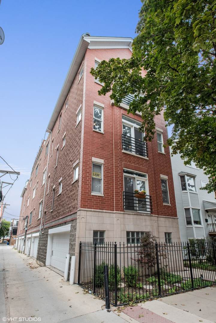 3918 Greenview Avenue - Photo 1