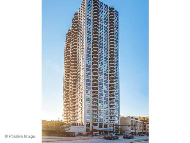 2020 Lincoln Park West - Photo 1