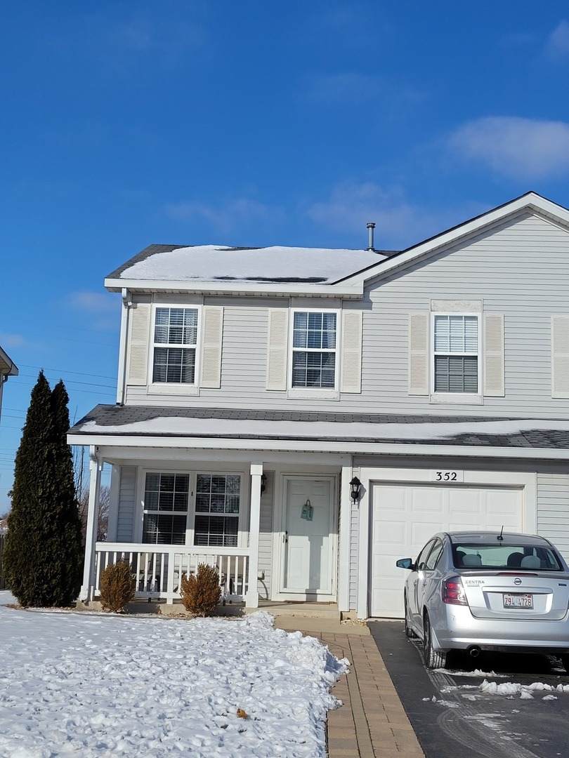 352 Richmond Drive - Photo 1