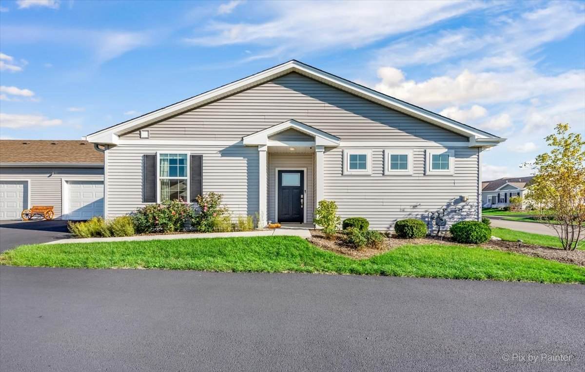 1176 Crestview Lane - Photo 1