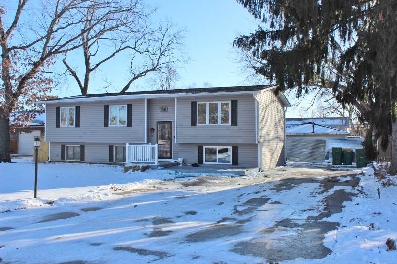 1505 Elm Street - Photo 1