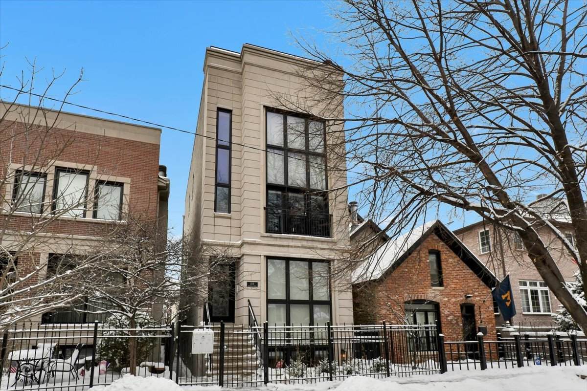 2218 Belden Avenue - Photo 1