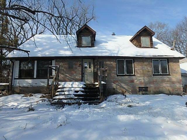 21240 Kildare Avenue - Photo 1