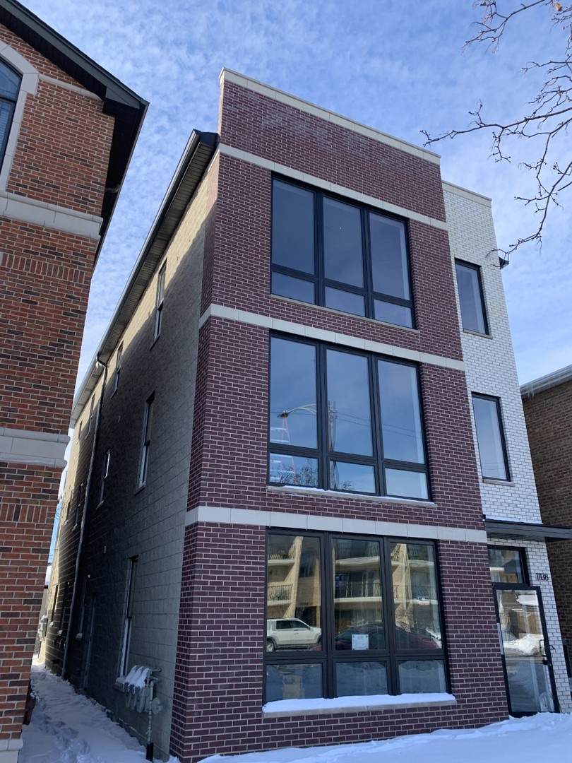 11138 Kedzie Avenue - Photo 1