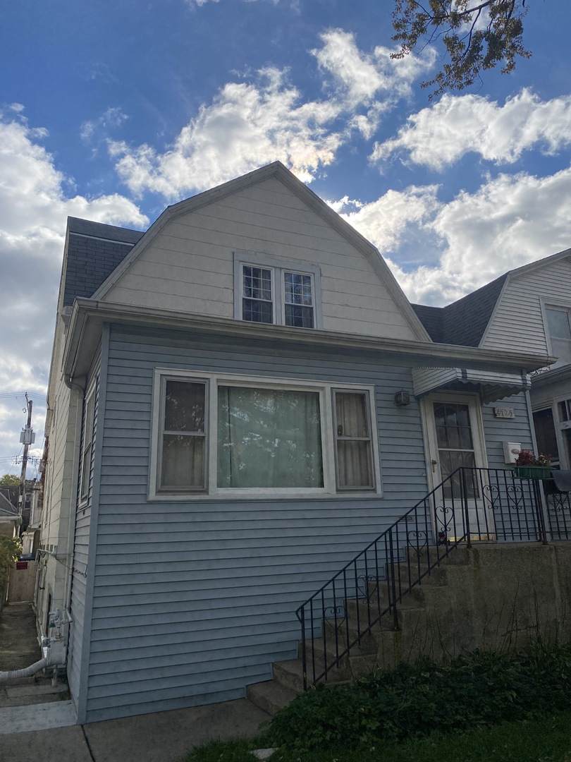 4725 Berenice Avenue - Photo 1