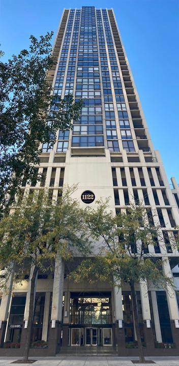 1122 Clark Street - Photo 1