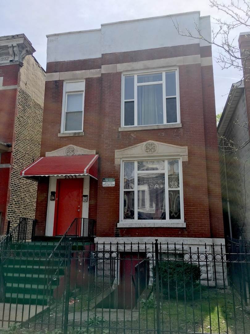 2323 Warren Boulevard - Photo 1