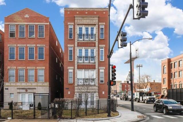 2357 Congress Parkway - Photo 1