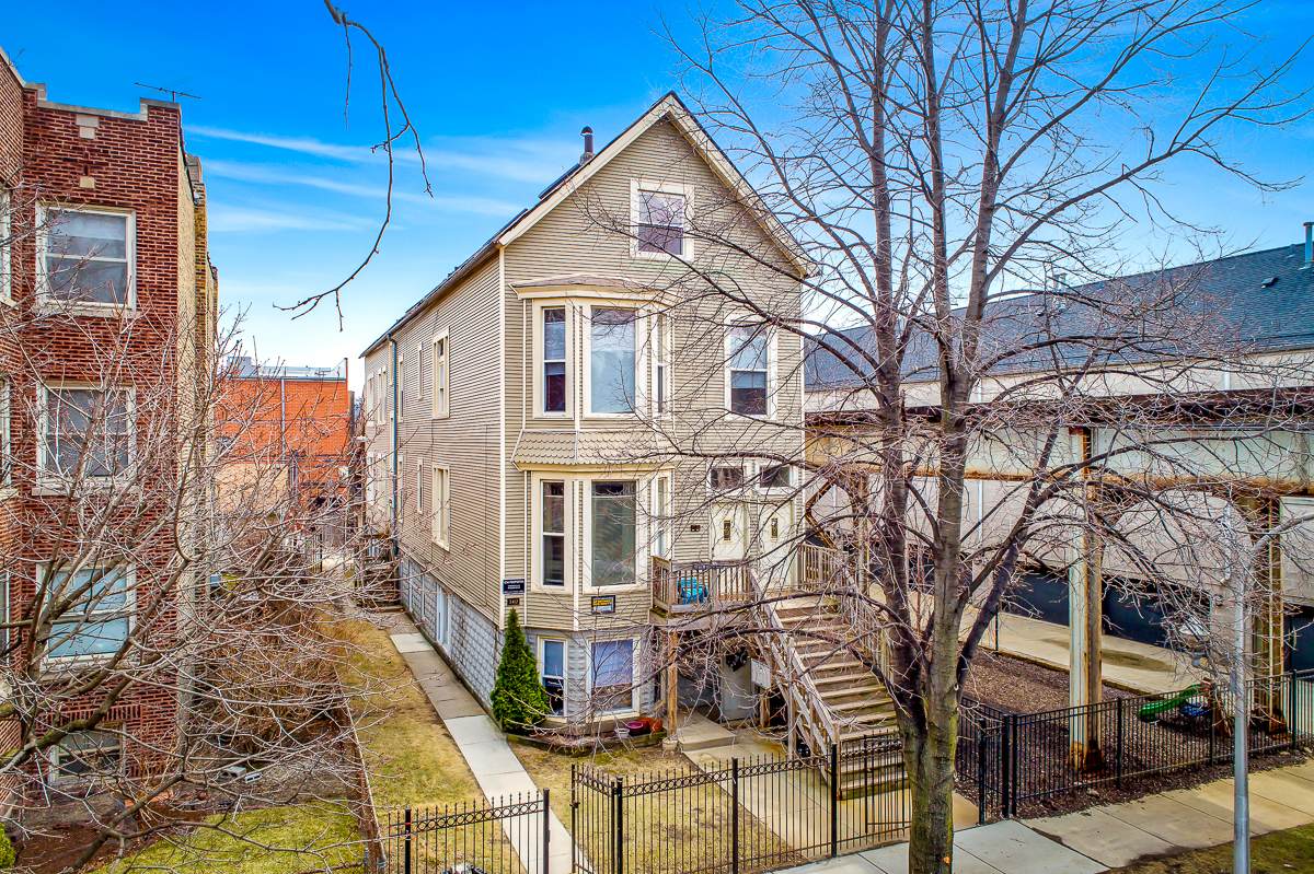 3417 Janssen Avenue - Photo 1