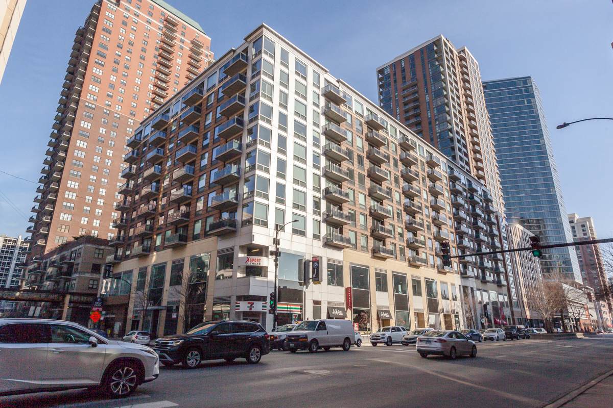 1 8th Street - Photo 1