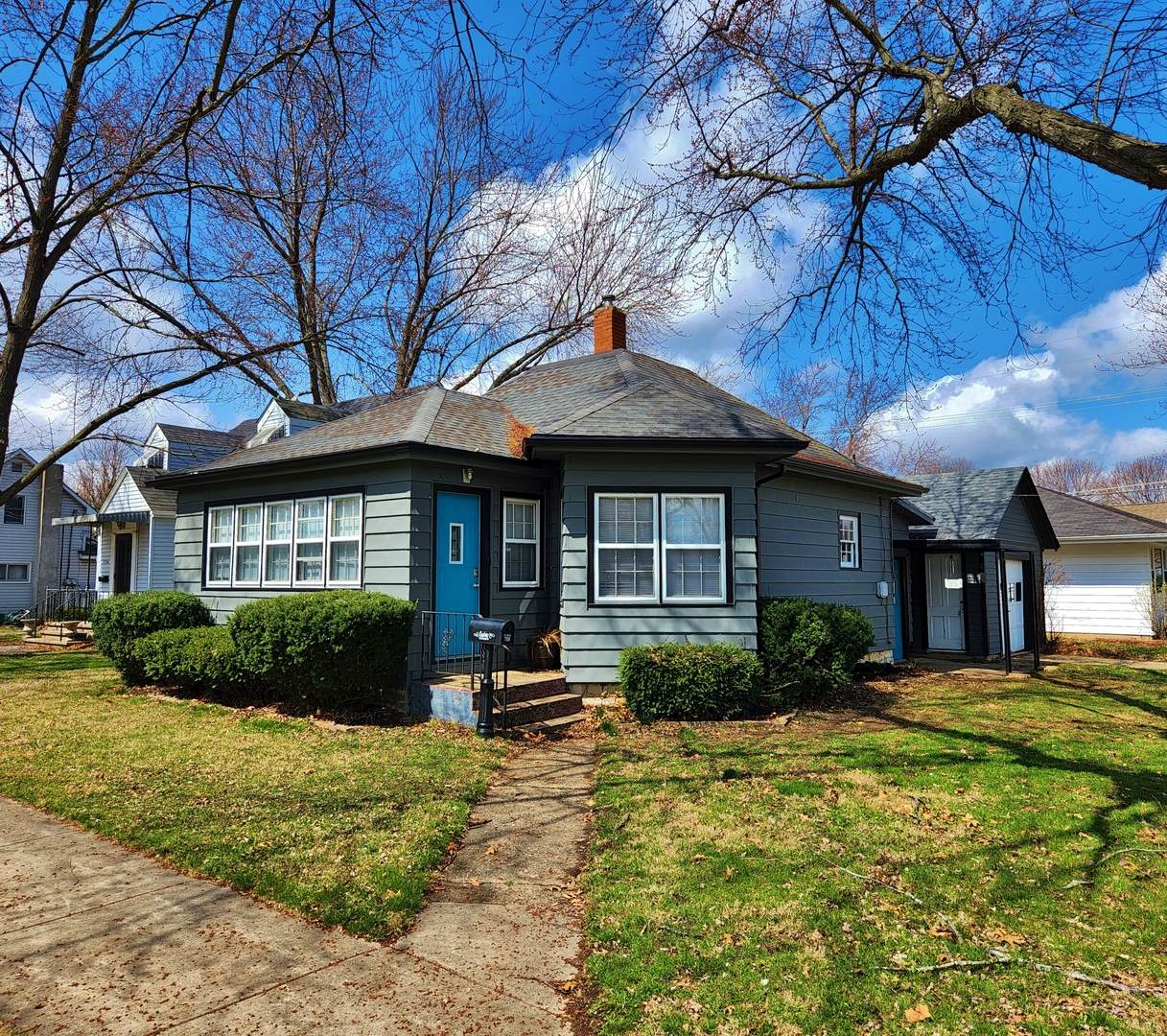 758 Douglas Street - Photo 1
