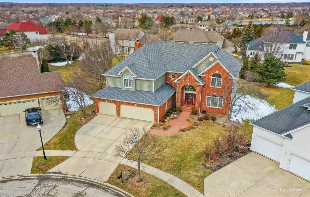 828 Chasewood Drive - Photo 1