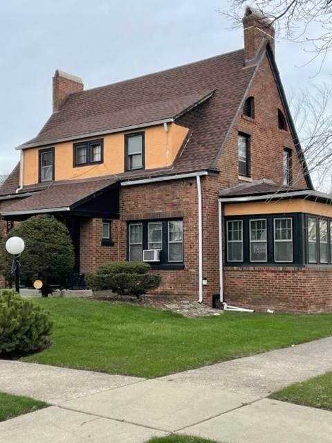 1619 6th Avenue - Photo 1