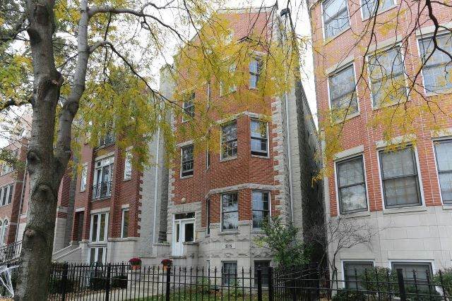 3316 Damen Avenue - Photo 1