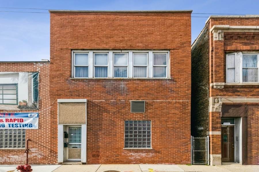 5028 Lawrence Avenue - Photo 1