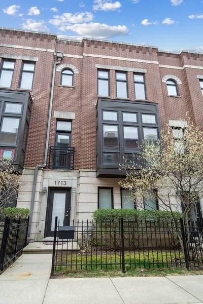 1713 Surf Street - Photo 1