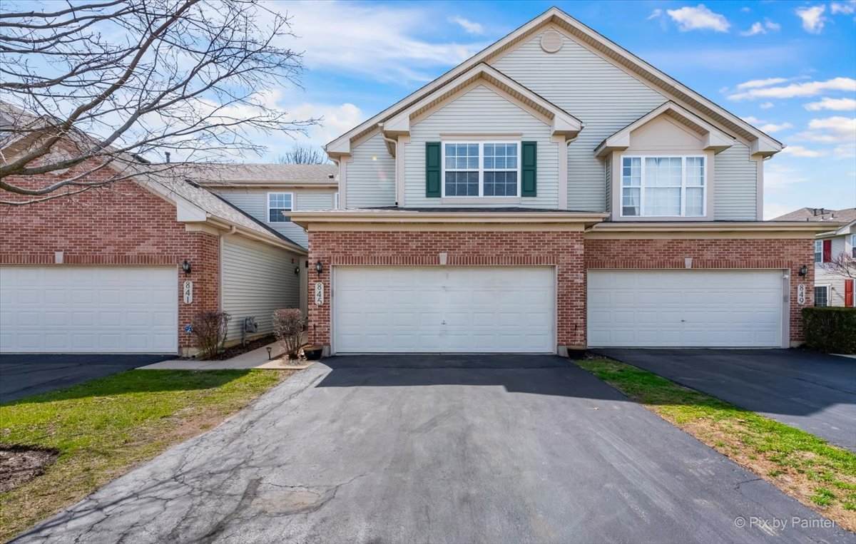 845 Riding Lane - Photo 1