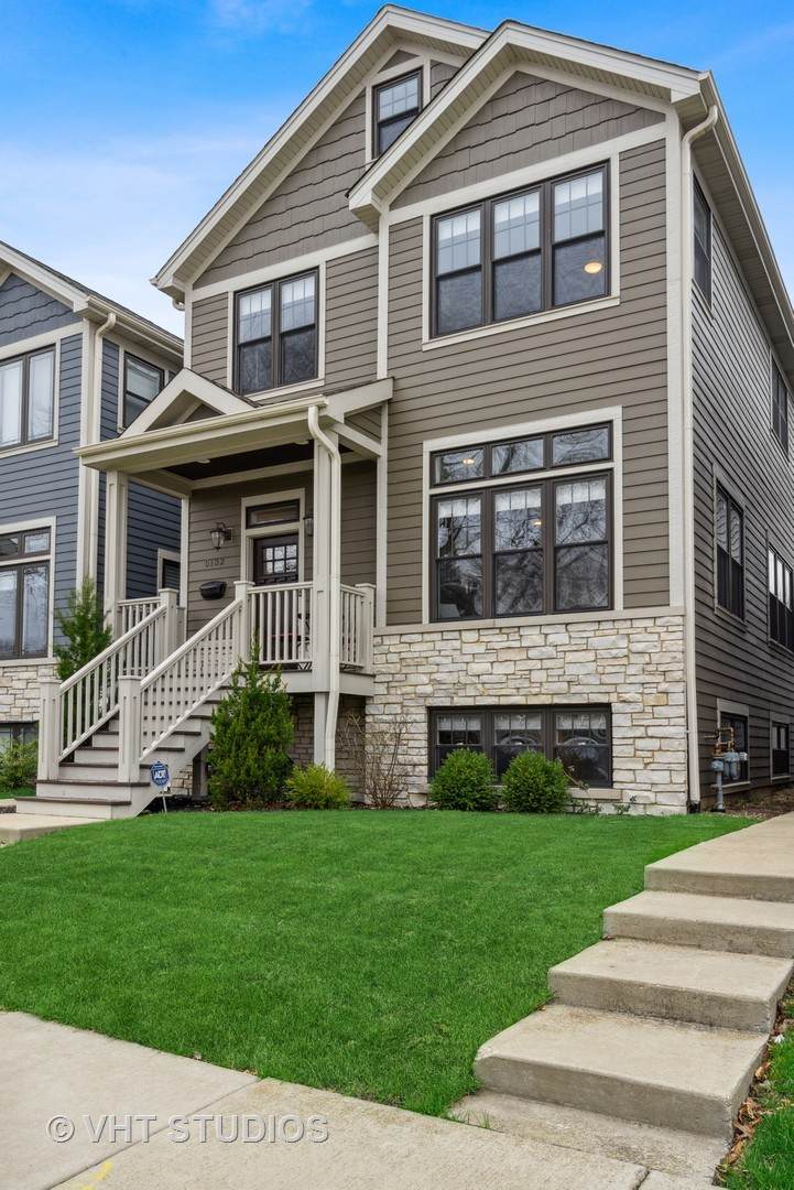 5132 Newcastle Avenue - Photo 1