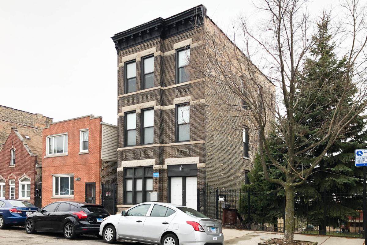 2316 Leavitt Street - Photo 1