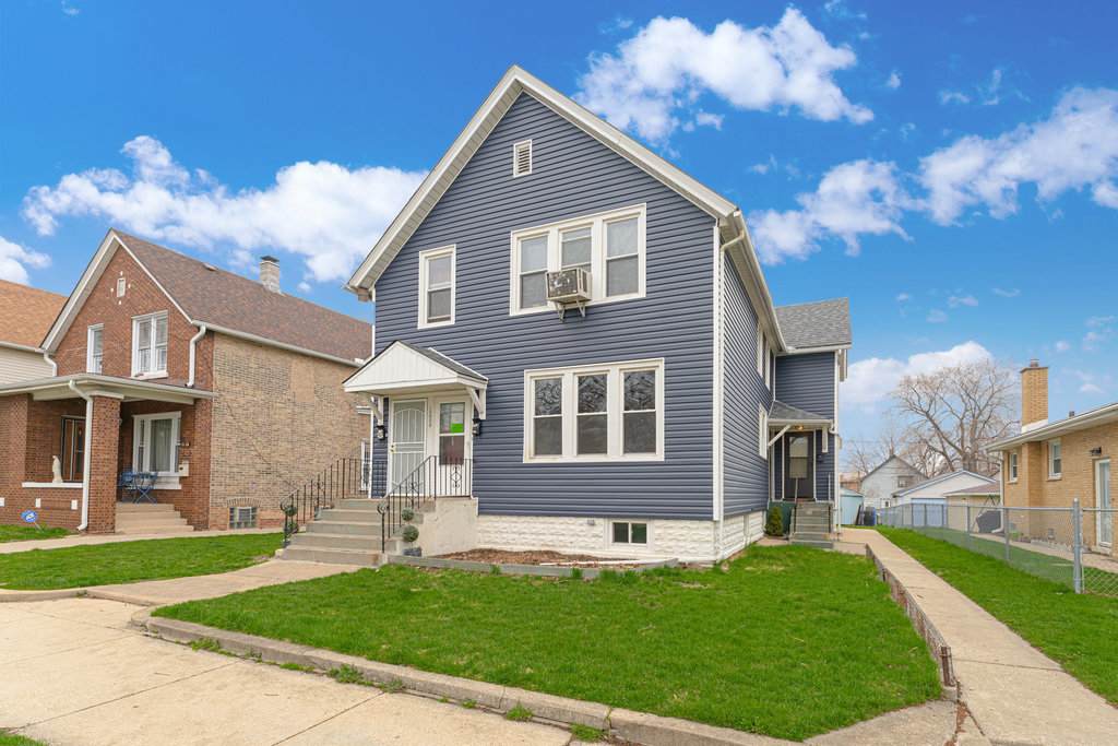 13029 Chicago Street - Photo 1
