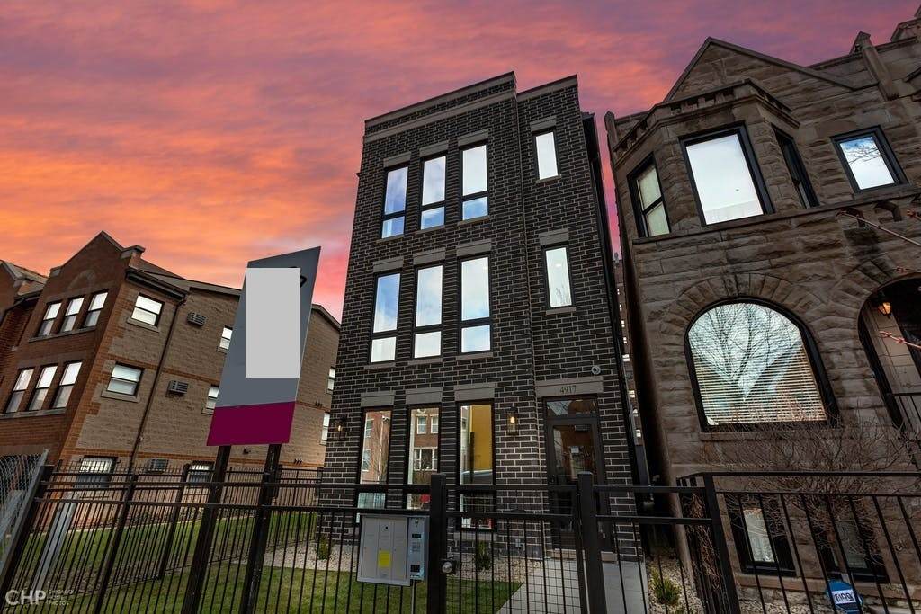 4902 Saint Lawrence Avenue - Photo 1