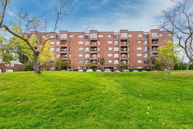 600 Naples Court - Photo 1