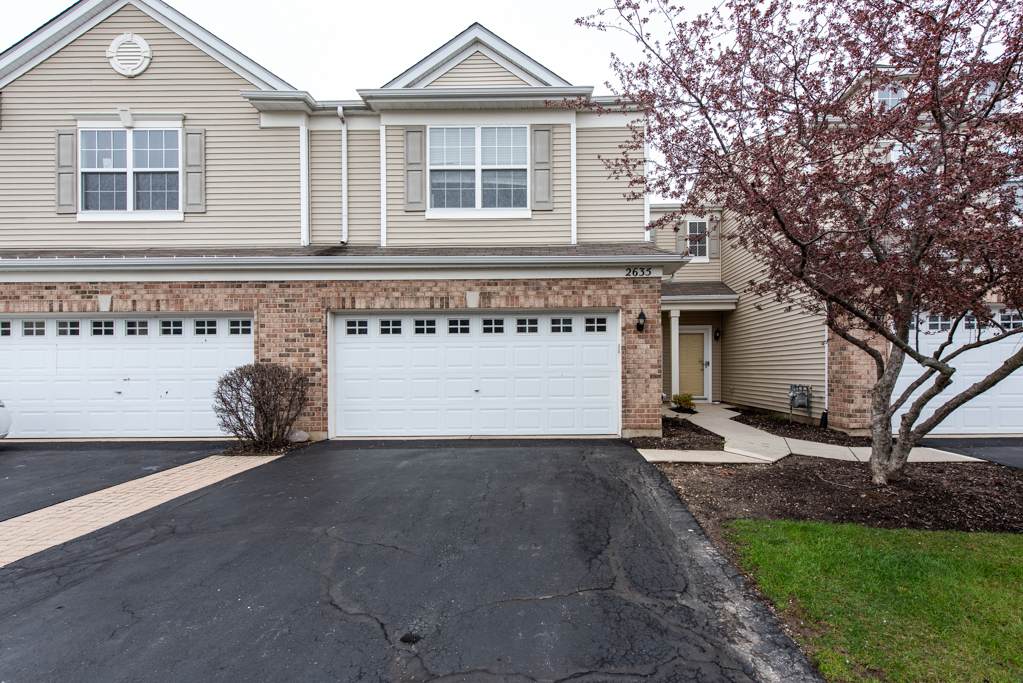 2635 Evergreen Circle - Photo 1