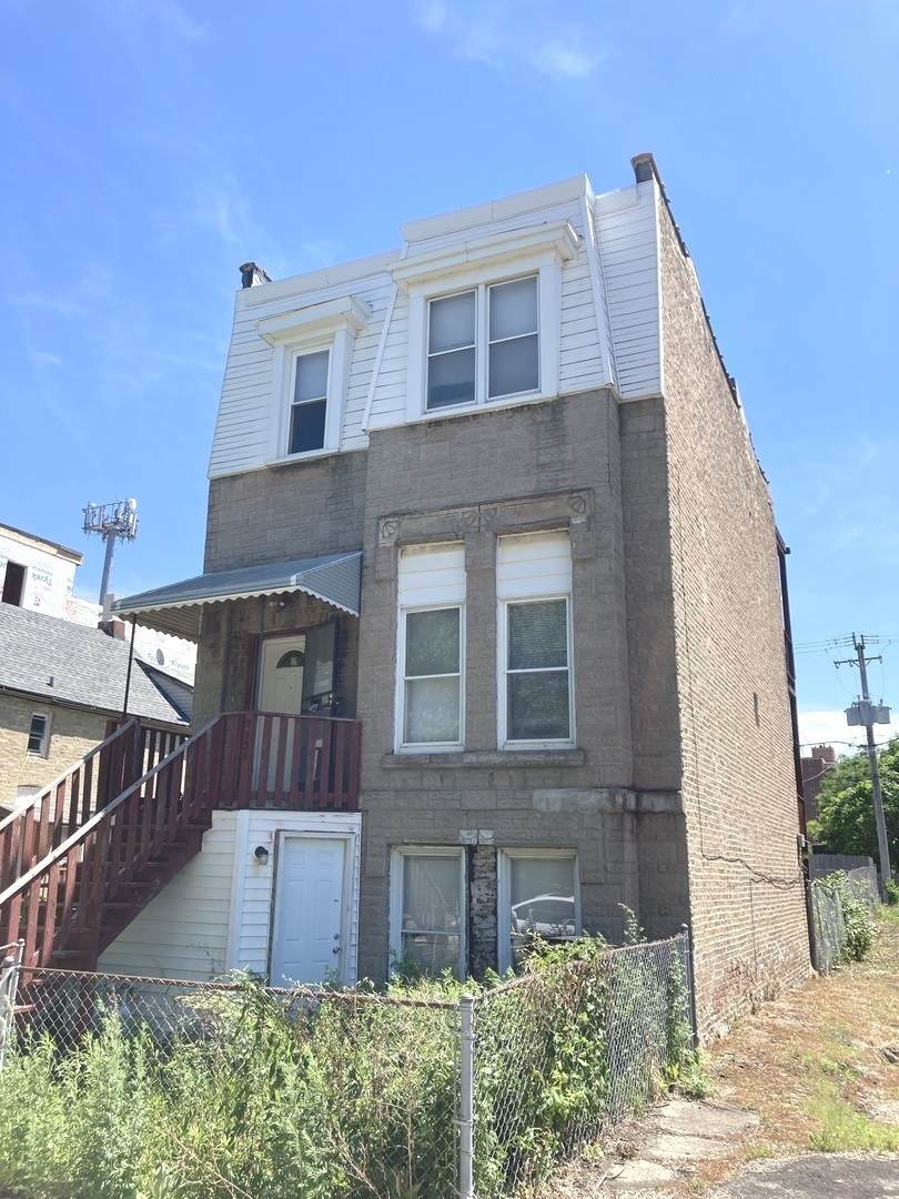 2535 Warren Boulevard - Photo 1