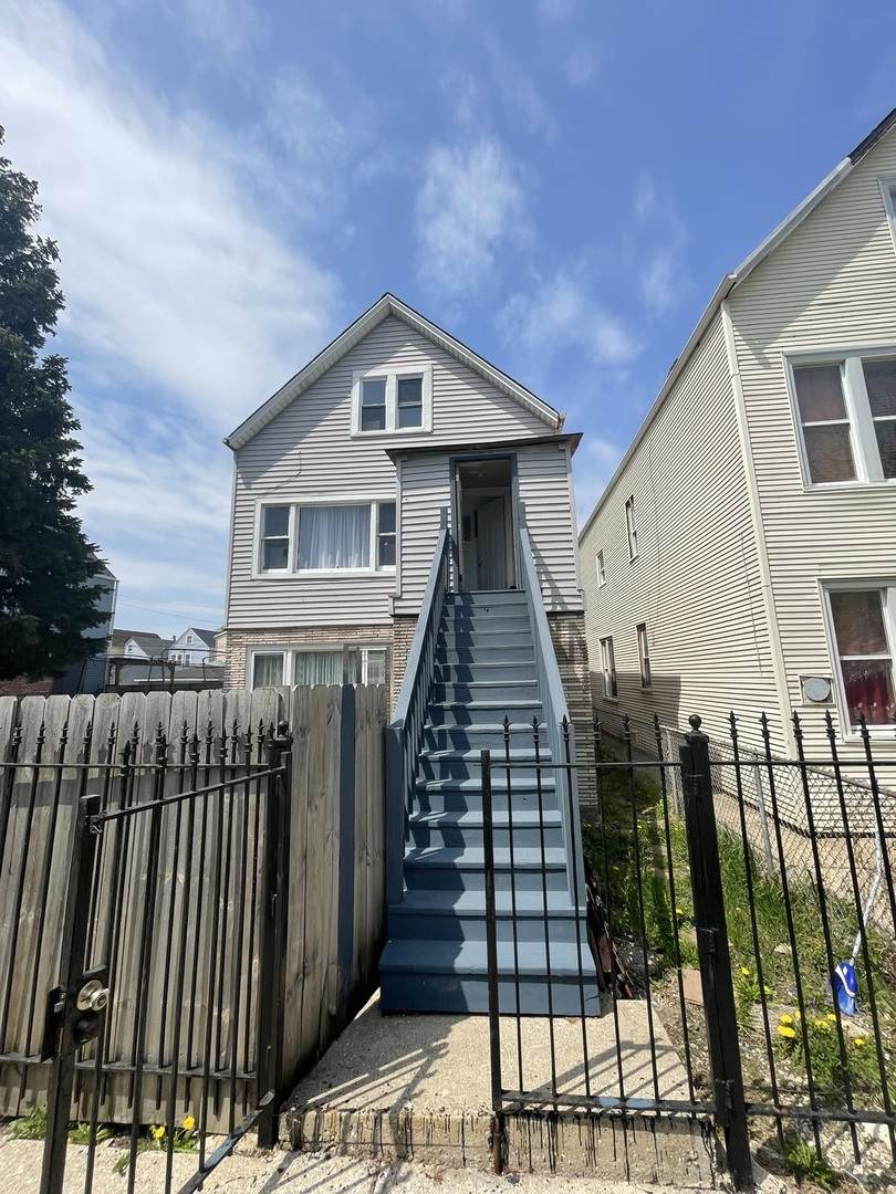 4932 Seeley Avenue - Photo 1