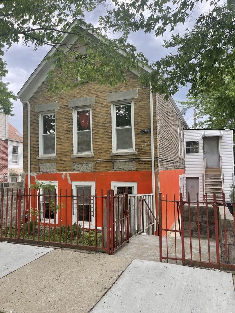 2712 25th Street - Photo 1