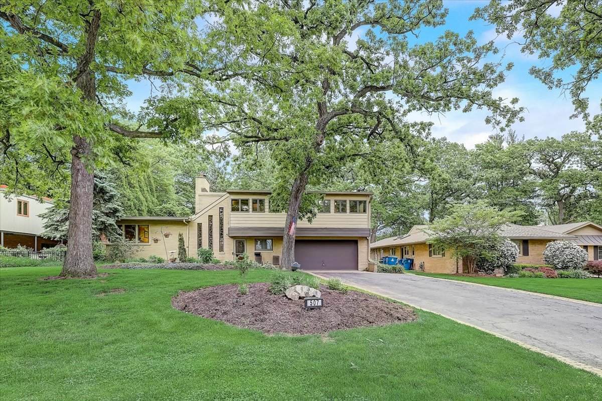 507 Hampshire Avenue - Photo 1