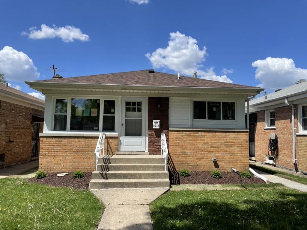 1014 30th Avenue - Photo 1