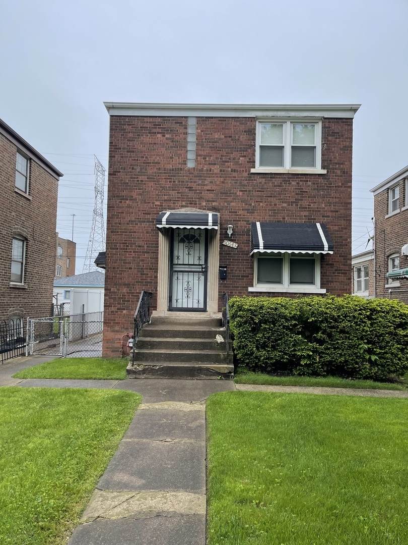 10643 Avenue B - Photo 1