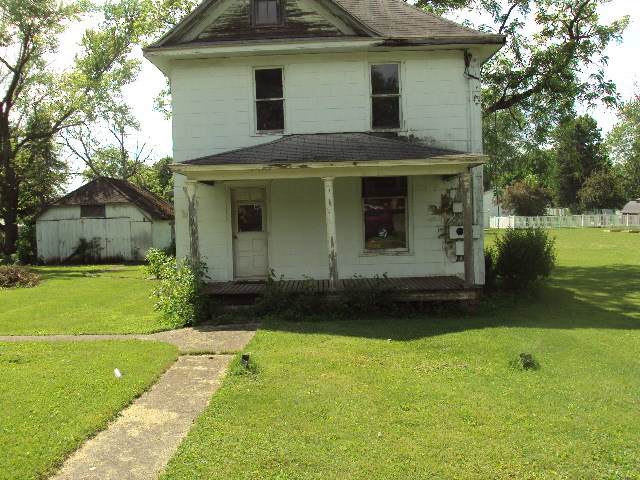 608 S Park Street - Photo 1